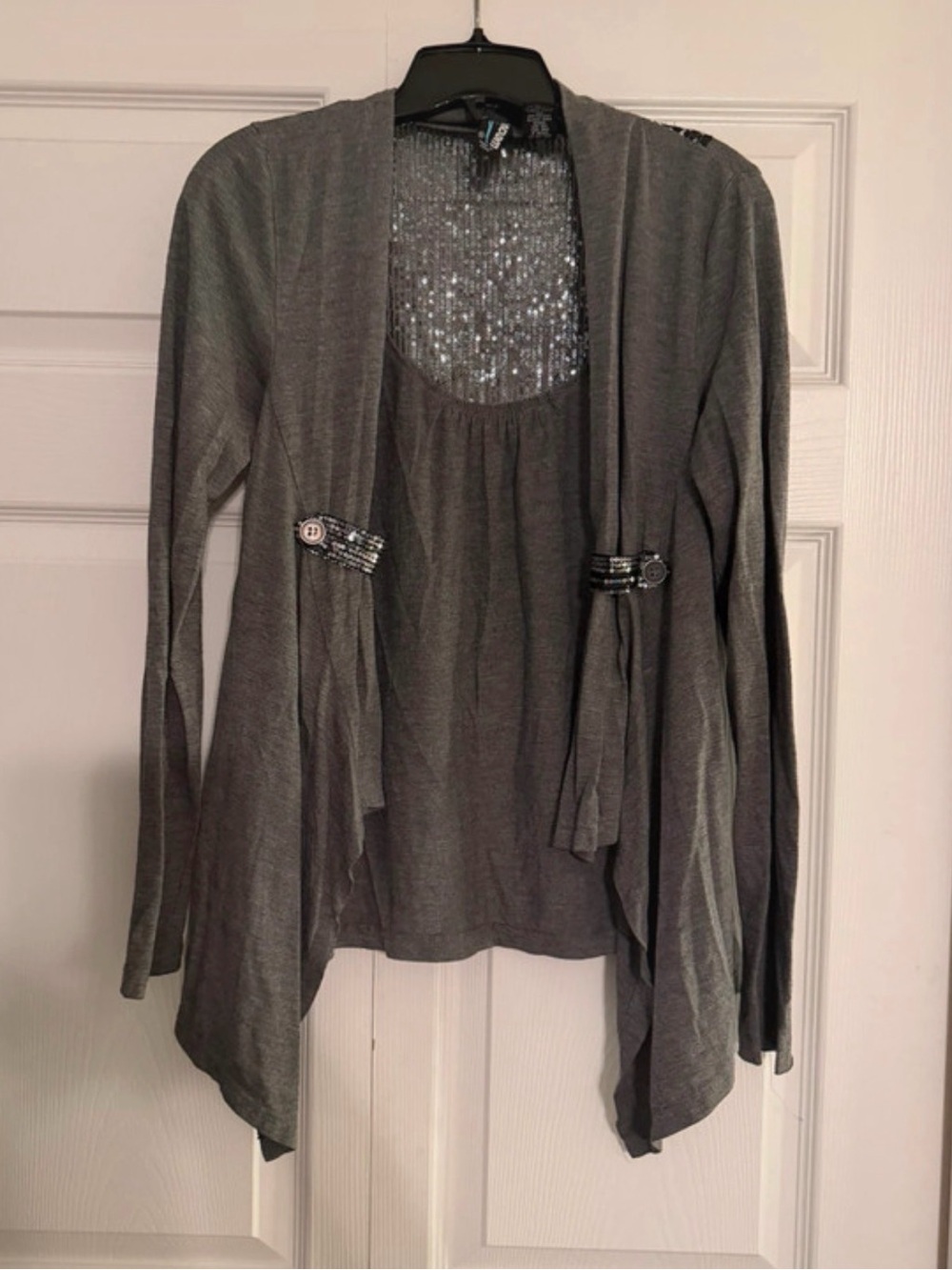 Weavers Gray Open-Front Knit Cardigan with Buckle Accents